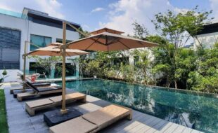 Waterproof Patio Umbrella
DeconDesigns’ Waterproof Patio Umbrellas in Malaysia provide reliable protection against sun and rain while adding elegance to patios, gardens, and commercial outdoor spaces. Made with durable, waterproof fabrics and robust frames, these umbrellas withstand Malaysia’s tropical climate, including heavy rain and strong winds. Available in various sizes, shapes, and colors, they offer versatile shading solutions for relaxation, dining, or outdoor entertainment. Easy to operate, adjust, and maintain, our Waterproof Patio Umbrellas create comfortable, inviting outdoor spaces while maintaining durability and style. Perfect for residential and commercial use, DeconDesigns ensures every umbrella combines practicality, premium quality, and aesthetic appeal for long-lasting outdoor performance in Malaysia.
please visit our website at www.decondesigns.com  or contact us via WhatsApp at +60167960331