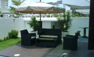 Outdoor Umbrella Malaysia
DeconDesigns offers premium Outdoor Umbrellas in Malaysia, perfect for gardens, patios, poolside areas, resorts, cafes, and hotels. Crafted with weather-resistant fabrics and sturdy frames, they withstand tropical sun, rain, and wind while providing reliable shade. Available in multiple sizes, shapes, and colors, our umbrellas complement any outdoor décor while creating comfortable, inviting spaces. Easy to operate, adjust, and maintain, they combine practicality, style, and durability. Ideal for residential and commercial use, DeconDesigns’ Outdoor Umbrellas deliver long-lasting performance and premium aesthetics for every outdoor space in Malaysia.
please visit our website at www.decondesigns.com  or contact us via WhatsApp at +60167960331